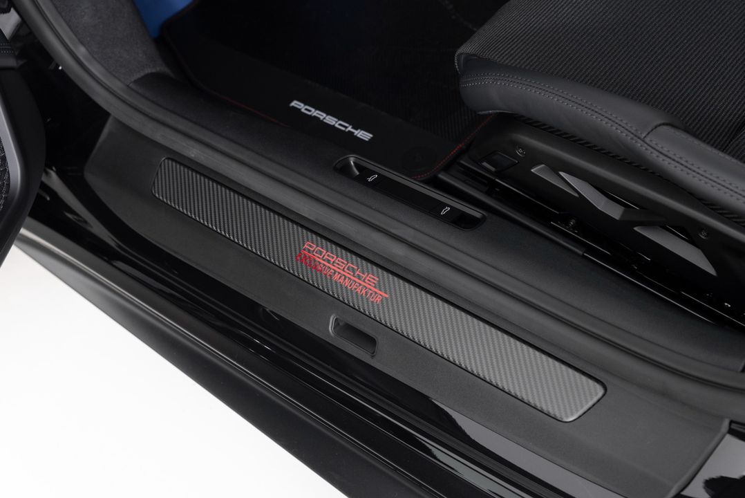 2025 Porsche 911