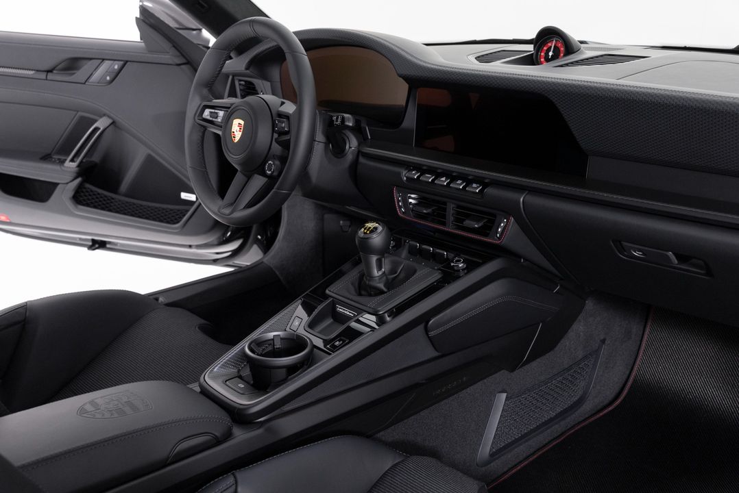 2025 Porsche 911