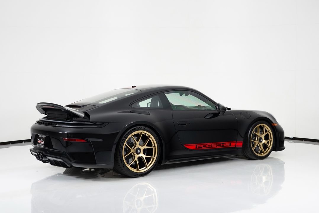 2025 Porsche 911