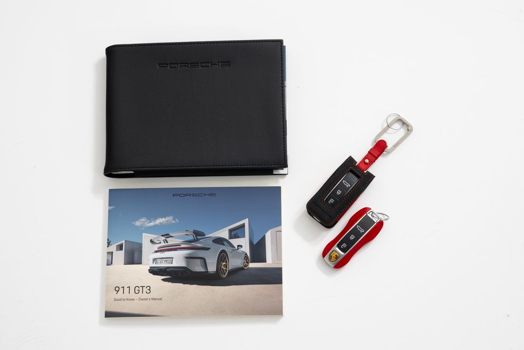 2025 Porsche 911