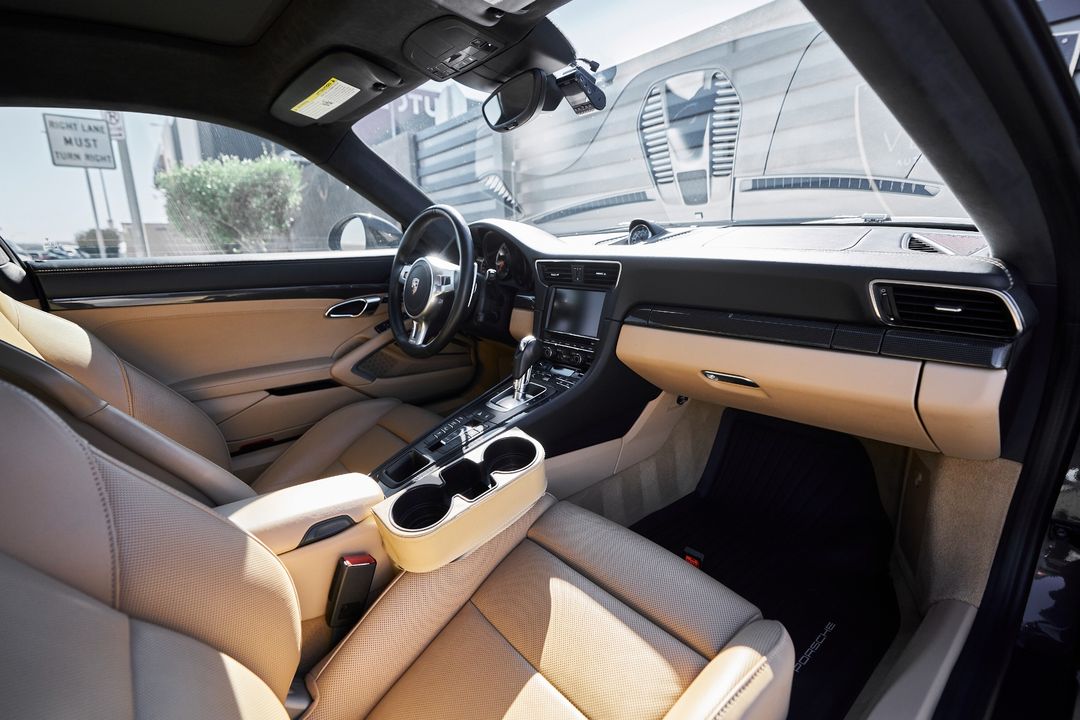 2015 Porsche 911