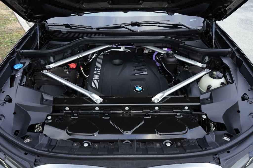 2025 BMW X7