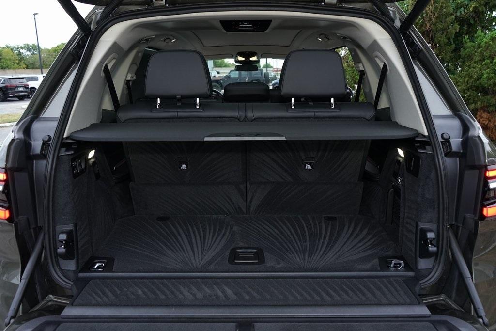2025 BMW X7