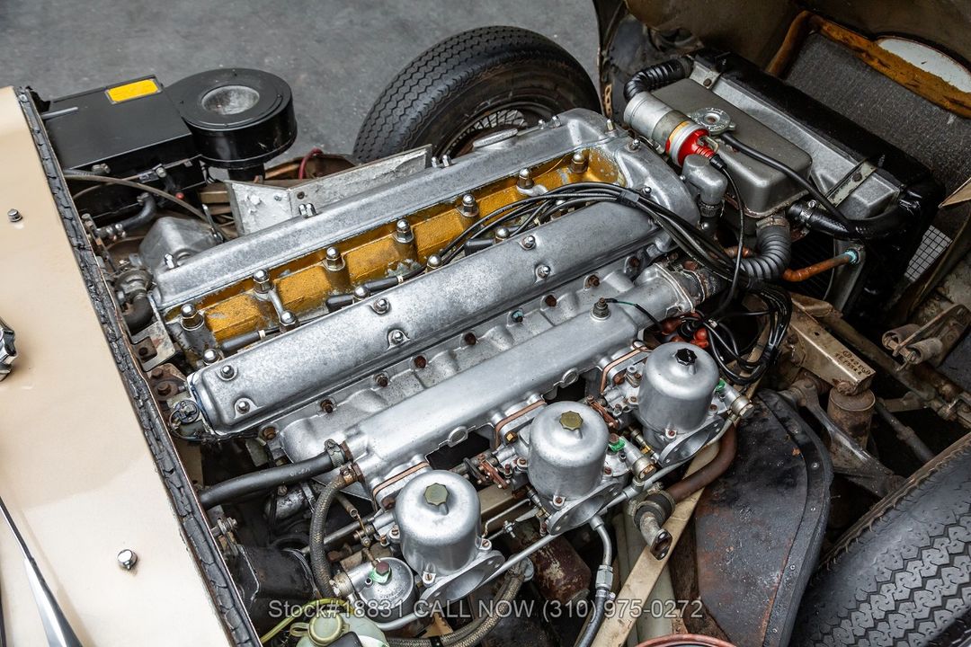 1966 Jaguar XKE Series I 2+2