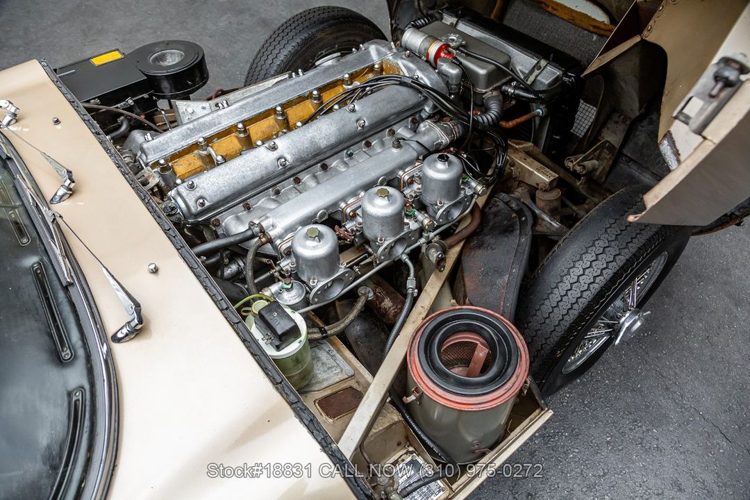 1966 Jaguar XKE Series I 2+2