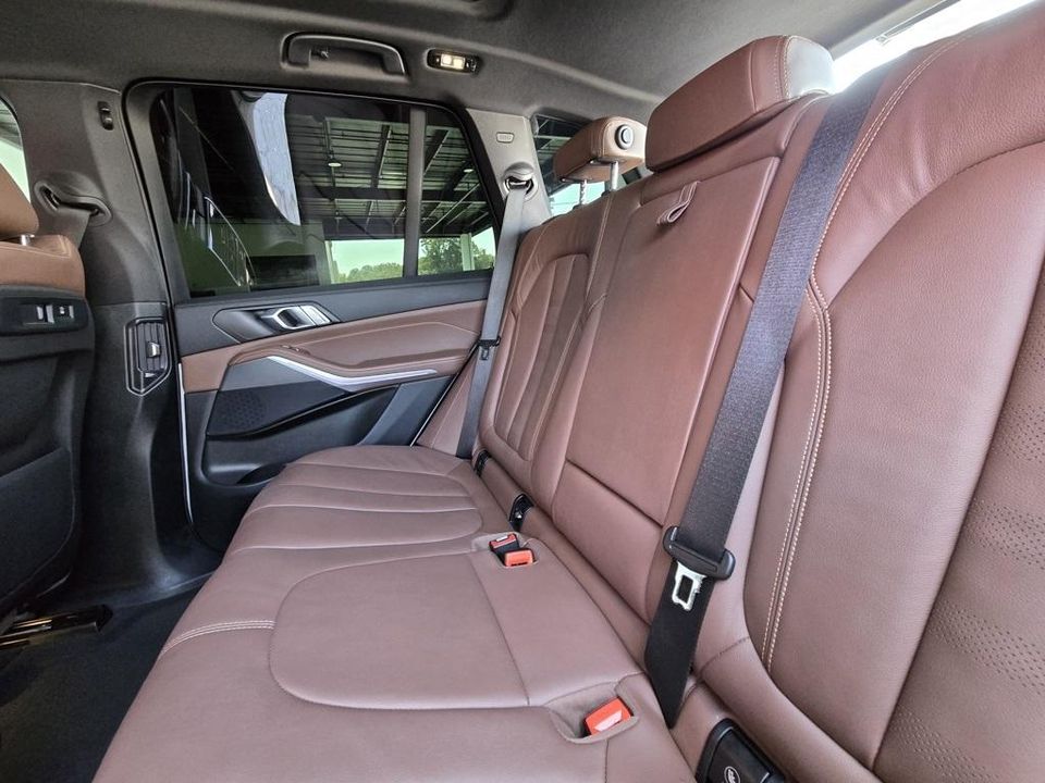 2022 BMW X5