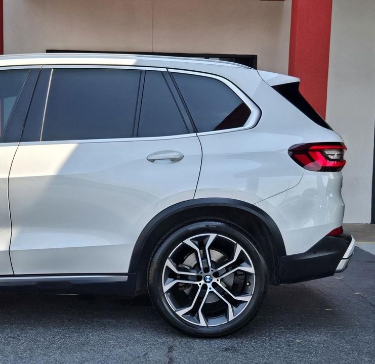2022 BMW X5