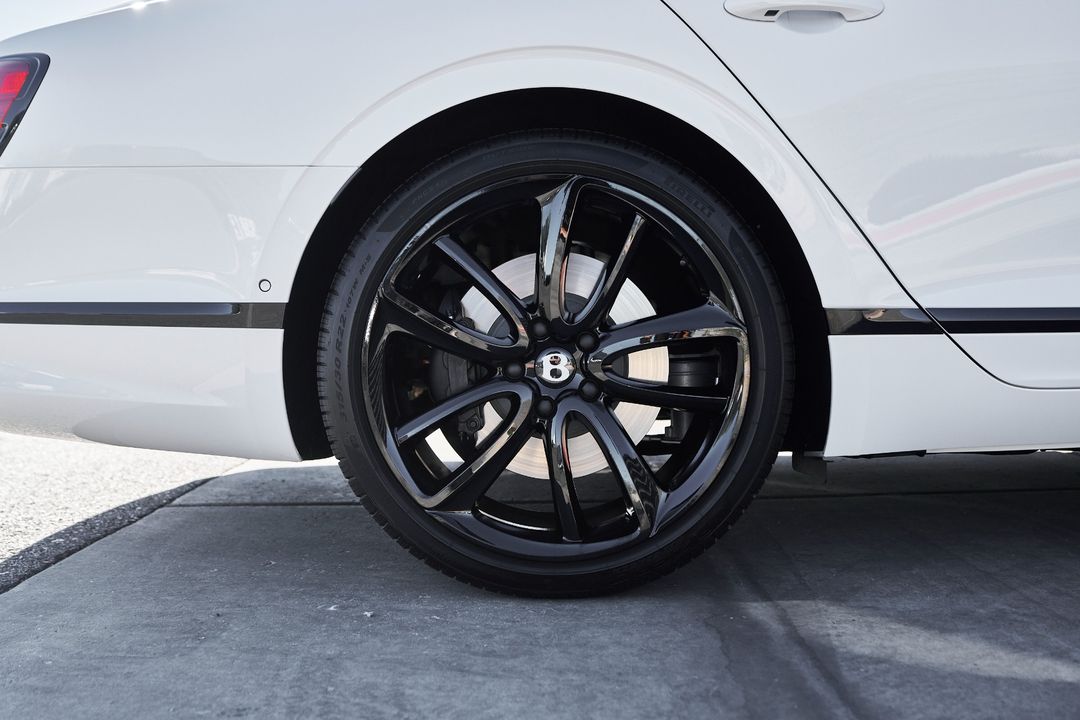 2024 Bentley Flying Spur