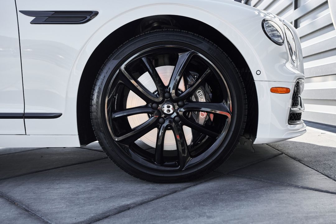 2024 Bentley Flying Spur