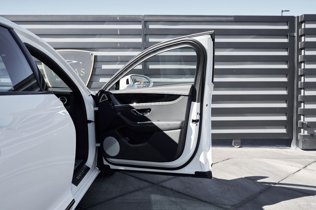 2024 Bentley Flying Spur