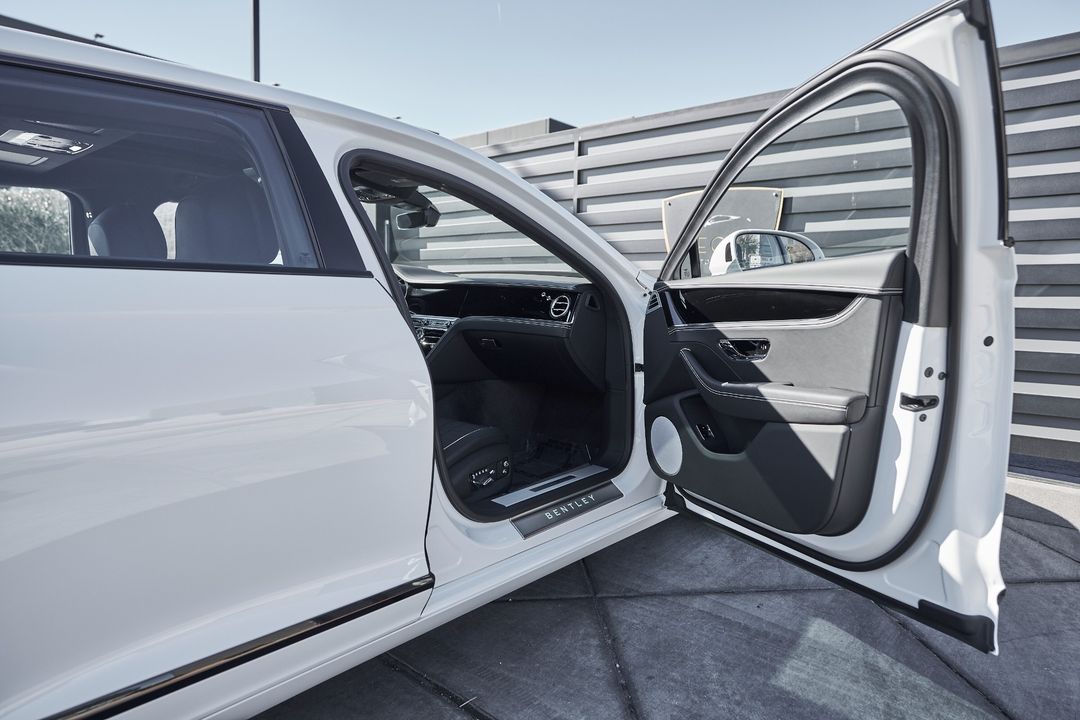 2024 Bentley Flying Spur