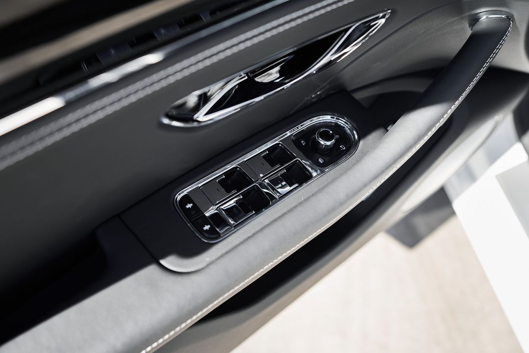 2024 Bentley Flying Spur