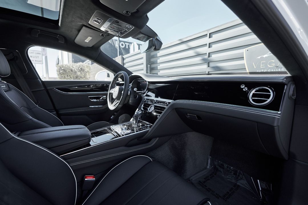 2024 Bentley Flying Spur