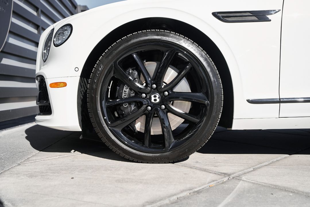 2024 Bentley Flying Spur