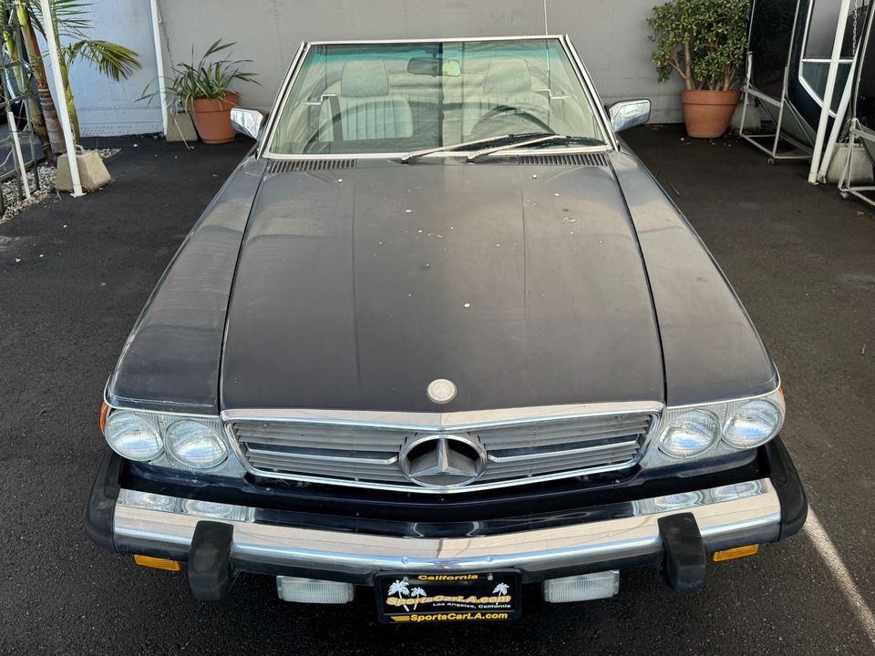 1986 Mercedes-Benz 560-Class