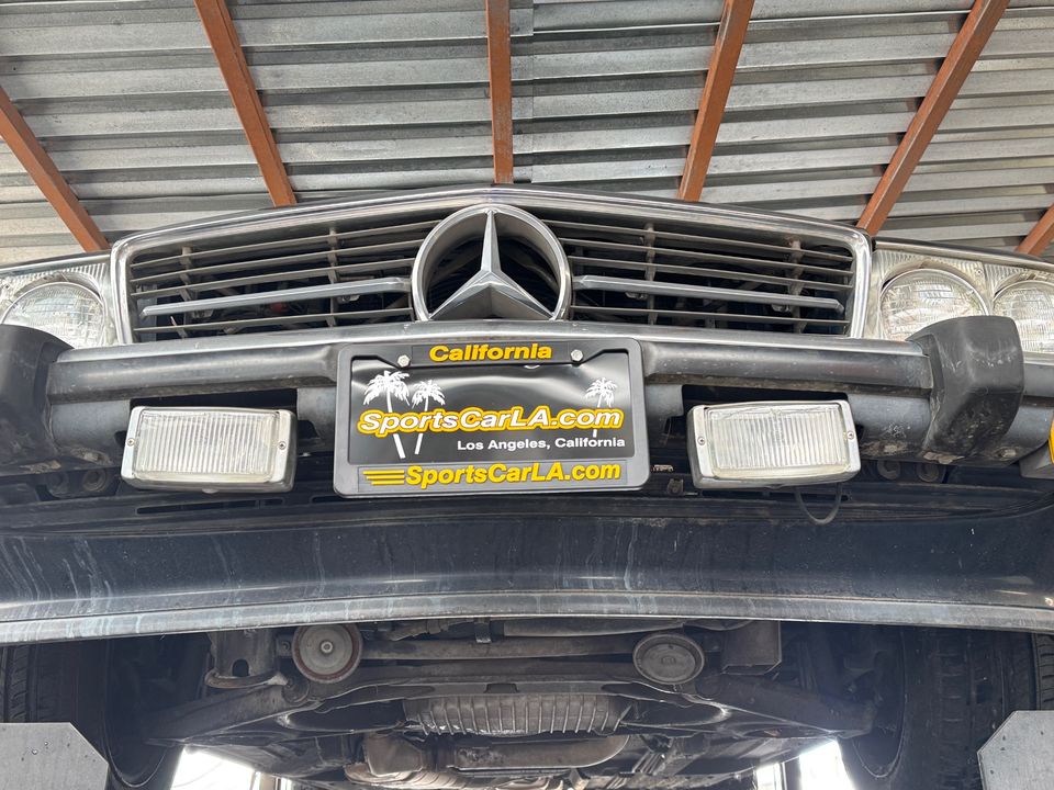 1986 Mercedes-Benz 560-Class