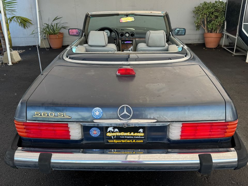 1986 Mercedes-Benz 560-Class