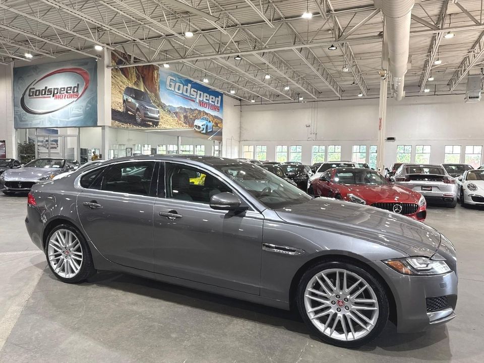 2017 Jaguar XF