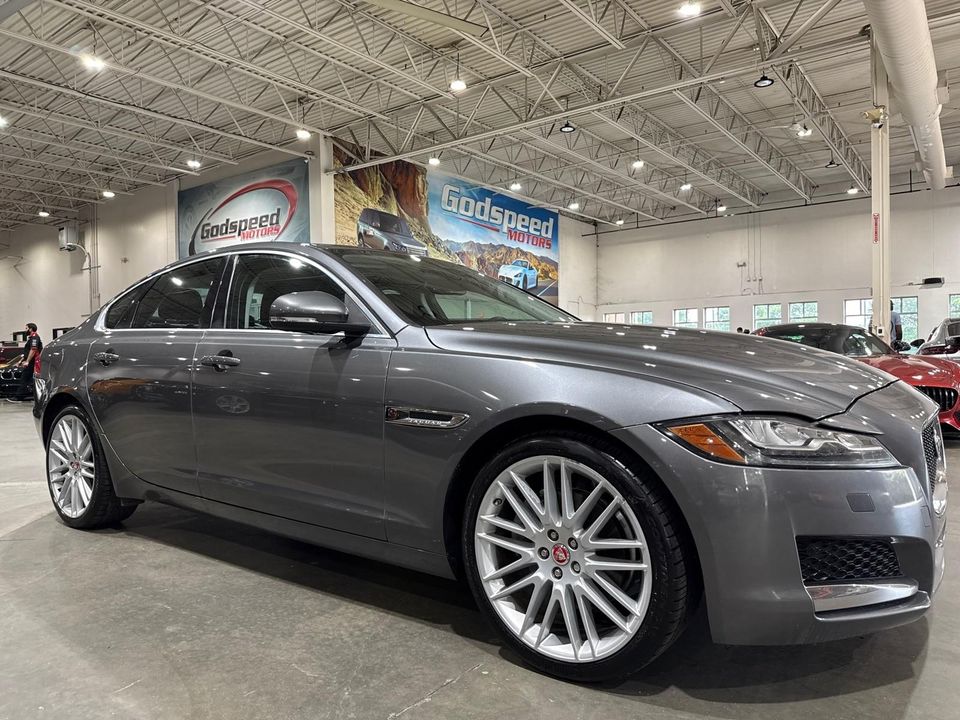 2017 Jaguar XF