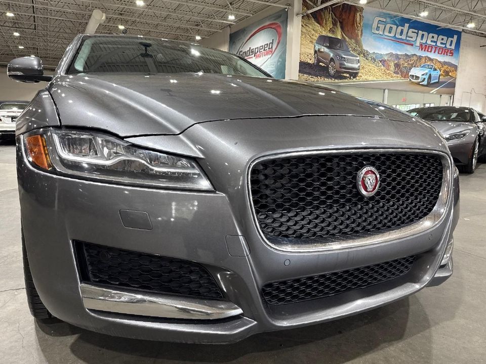 2017 Jaguar XF