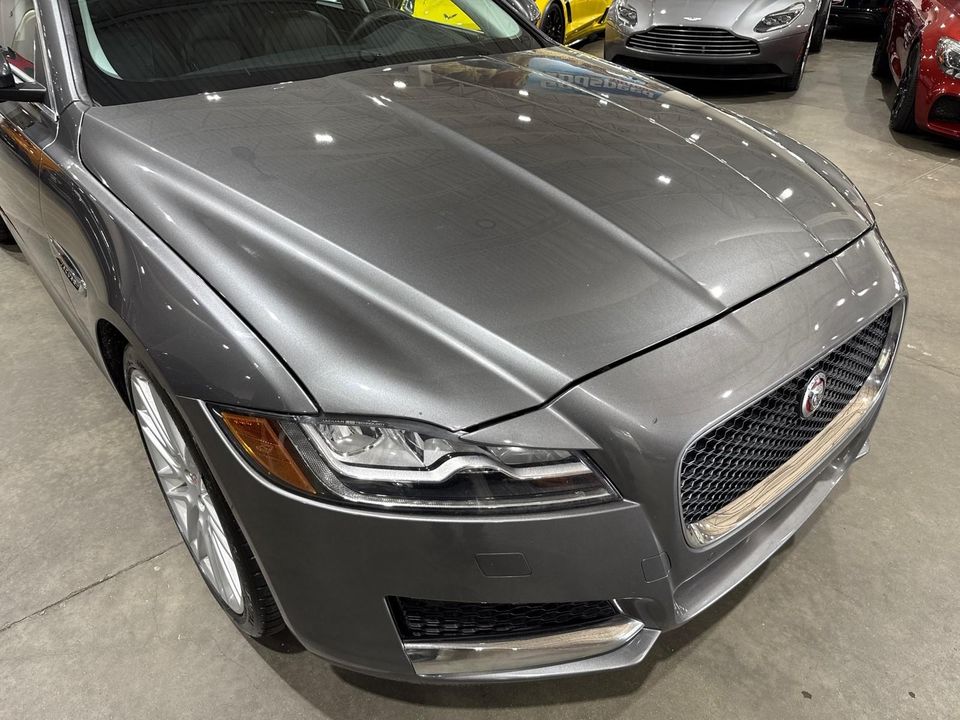 2017 Jaguar XF