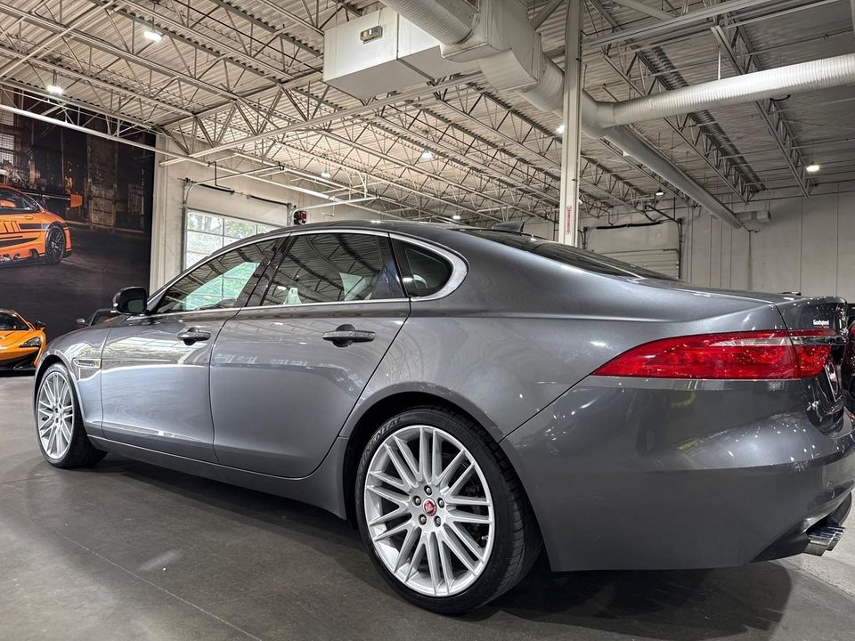 2017 Jaguar XF