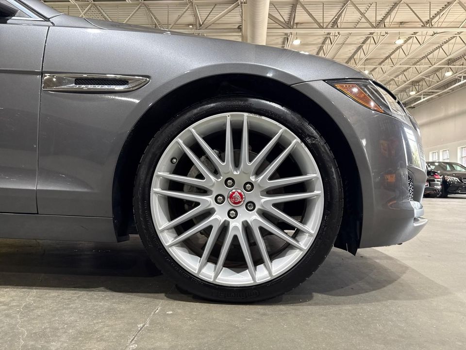 2017 Jaguar XF