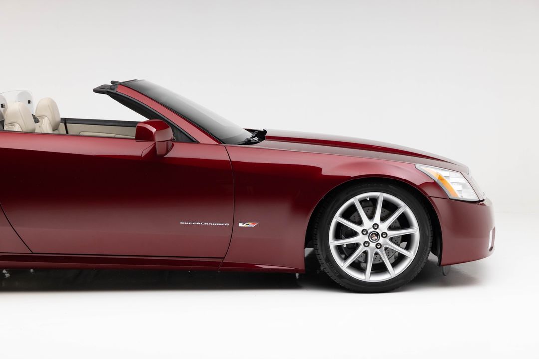 2006 Cadillac XLR-V