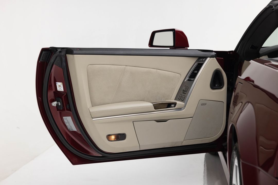 2006 Cadillac XLR-V