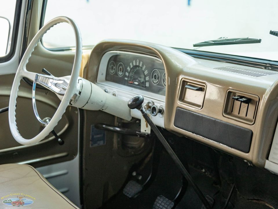 1963 Chevrolet C10 Stepside Short Bed