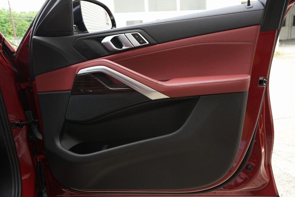 2021 BMW X6