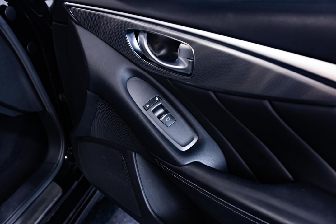 2016 INFINITI Q50