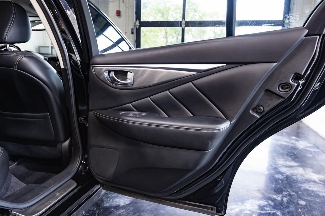 2016 INFINITI Q50