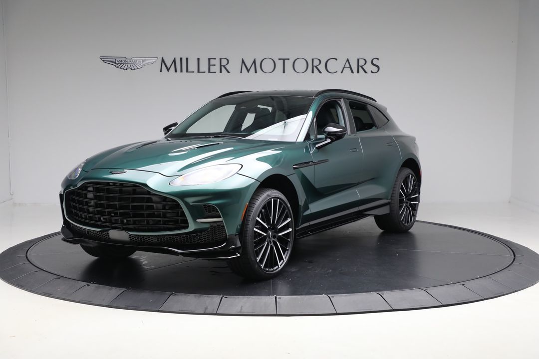 2025 Aston Martin DBX