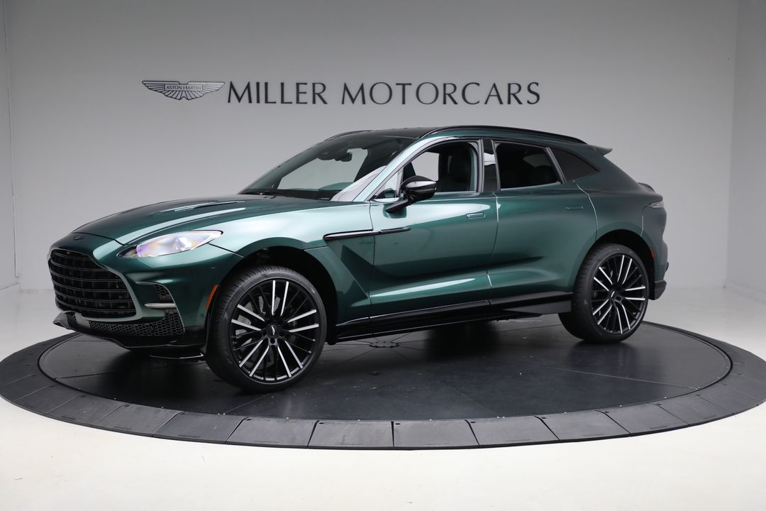 2025 Aston Martin DBX