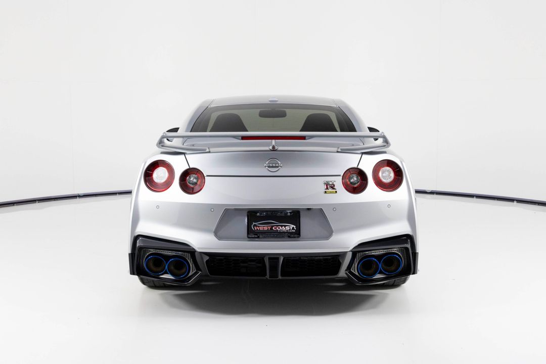 2024 Nissan GT-R