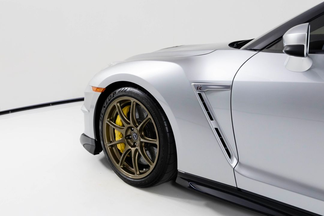 2024 Nissan GT-R