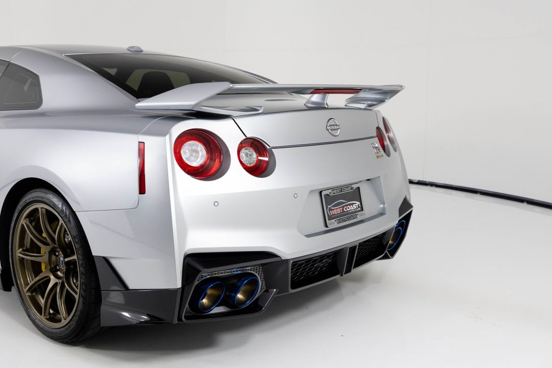 2024 Nissan GT-R