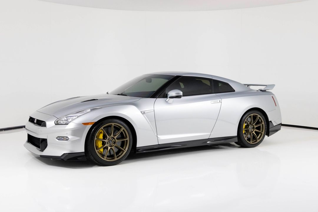 2024 Nissan GT-R