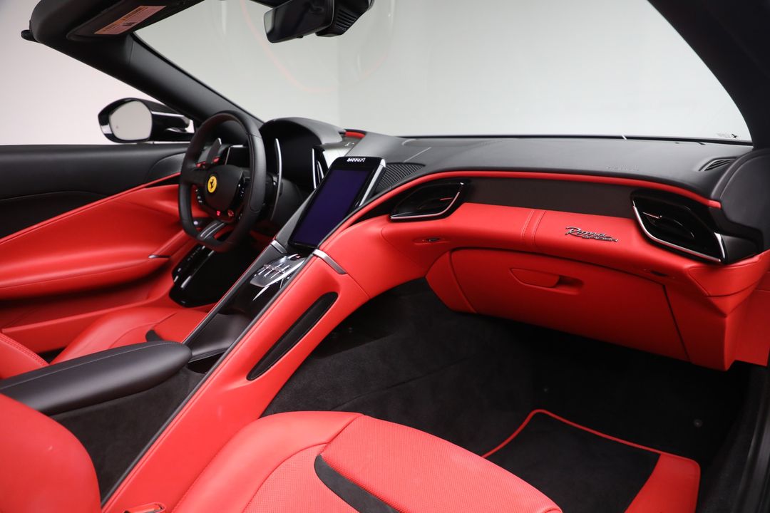 2024 Ferrari Roma Spider