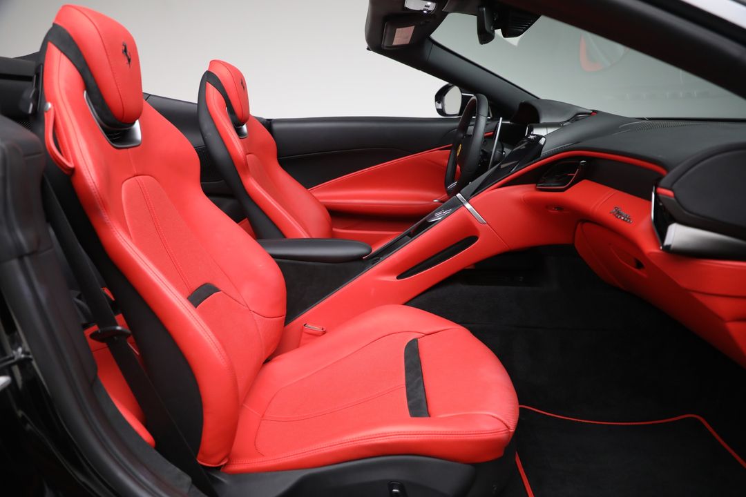 2024 Ferrari Roma Spider