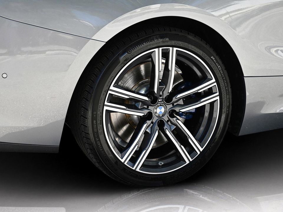 2025 BMW 8 SERIES