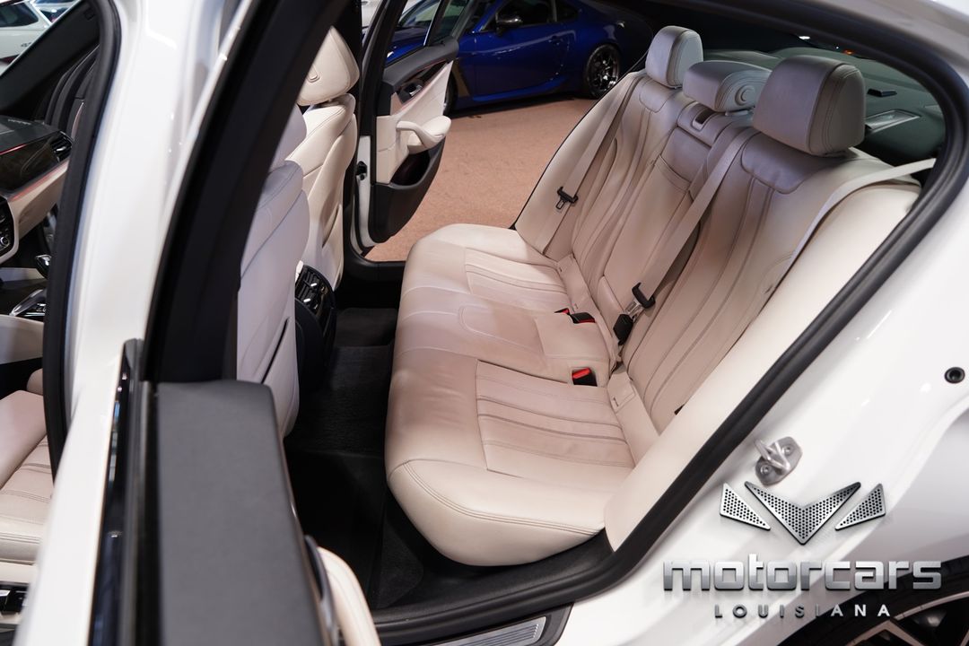 2022 BMW 5 Series