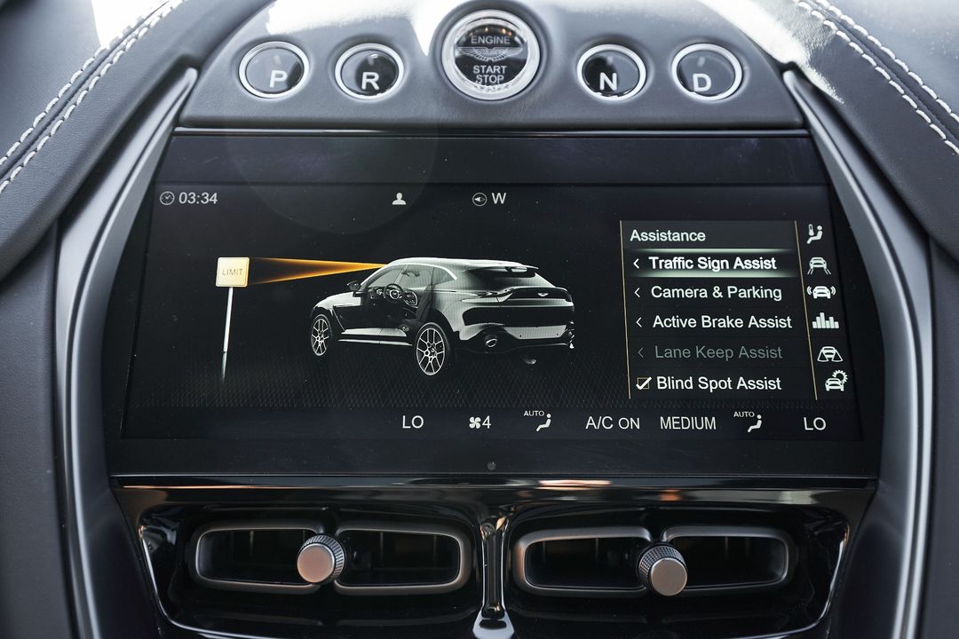 2023 Aston Martin DBX