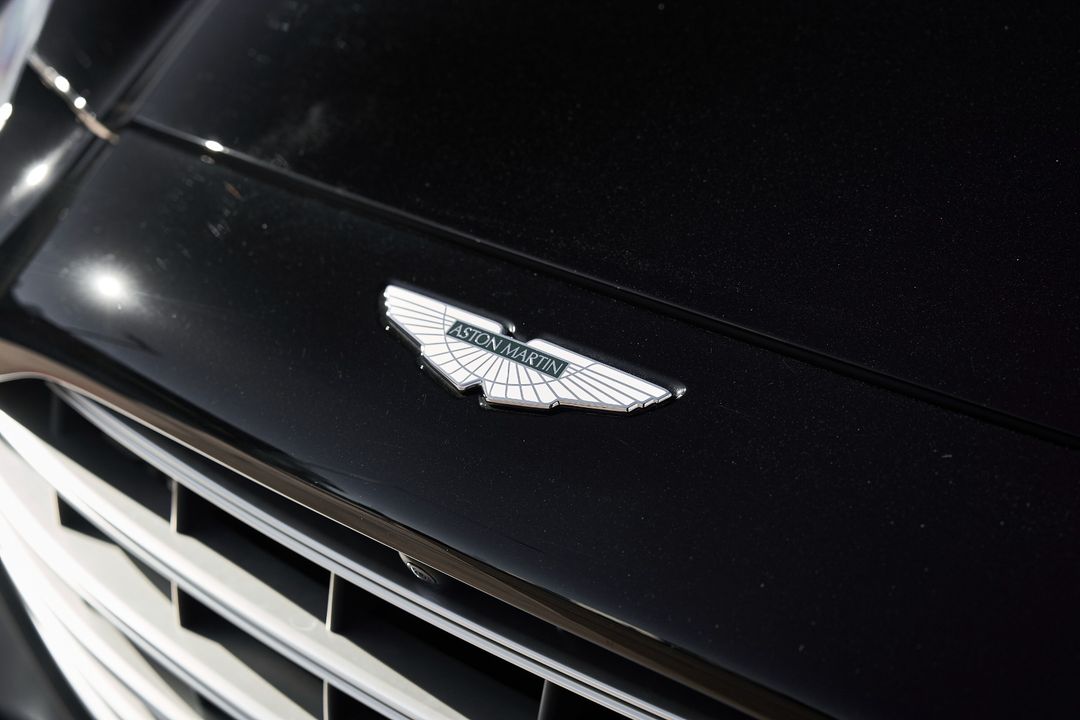 2023 Aston Martin DBX