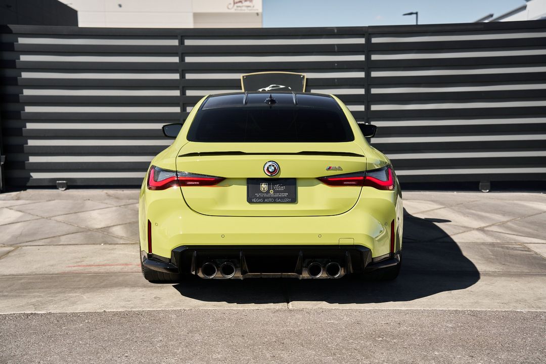 2023 BMW M4