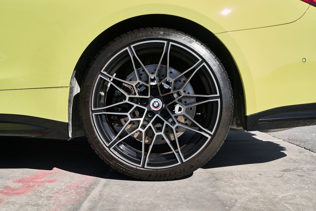 2023 BMW M4