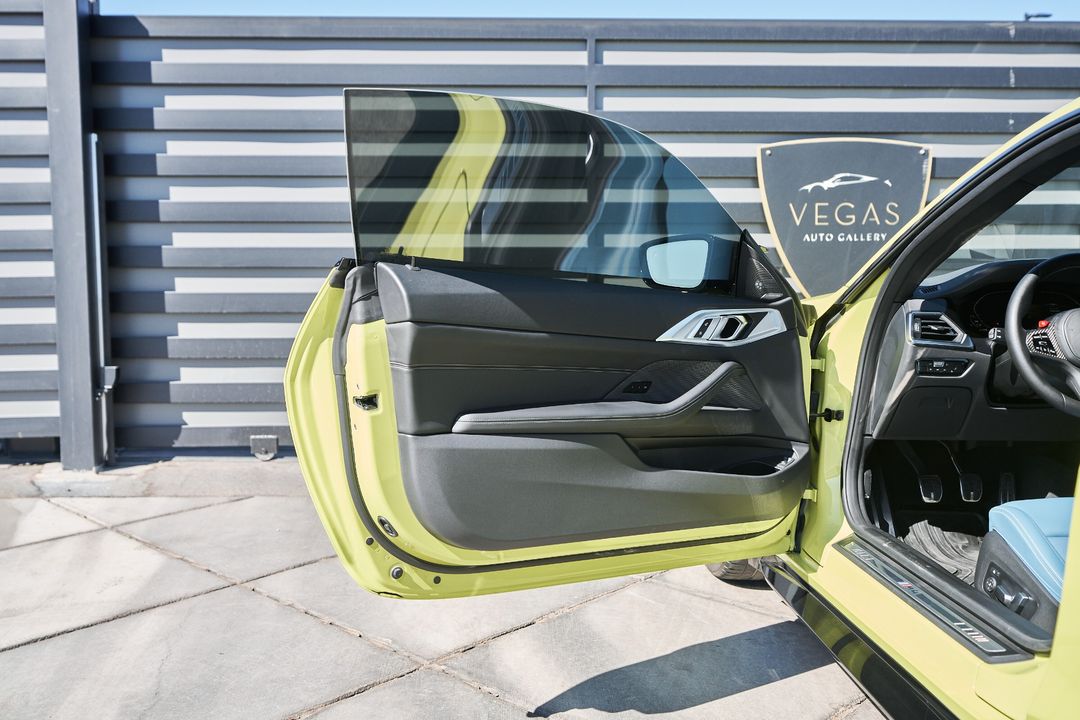 2023 BMW M4
