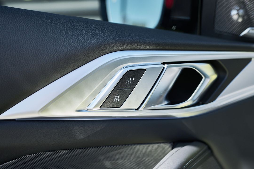 2023 BMW M4