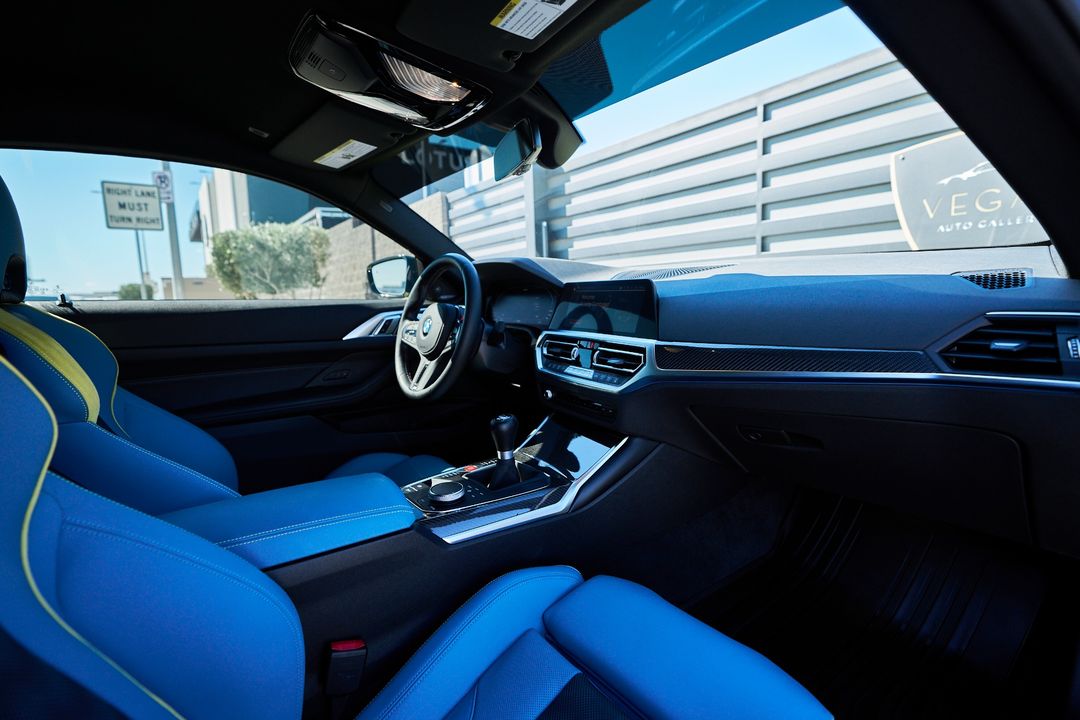 2023 BMW M4